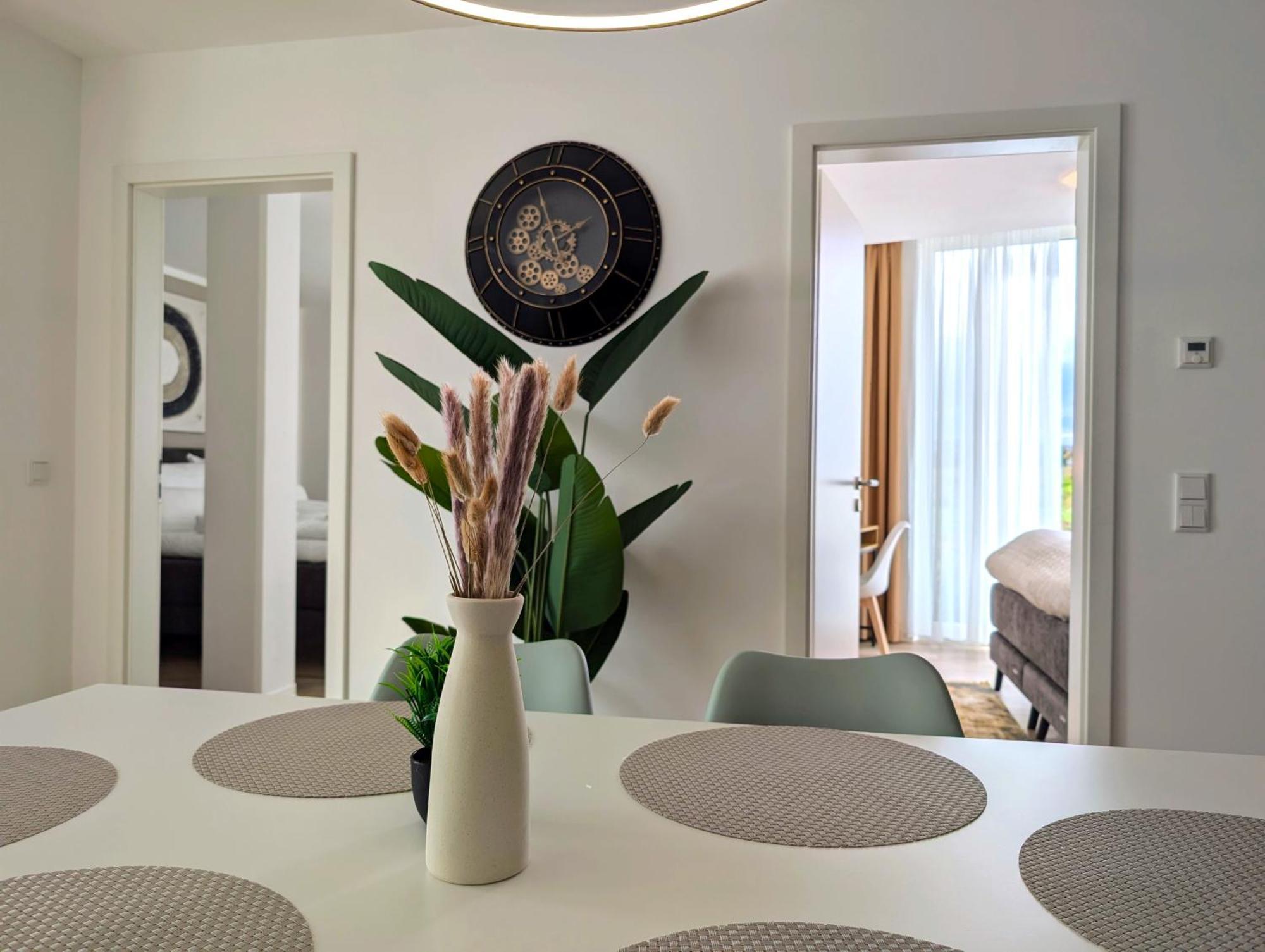 Bohnapartments - Nordkap-Suiten - Gratis Parkplatz - Moderner Neubau - Erdgeschoss - Fussbodenheizung Erfurt Rom bilde